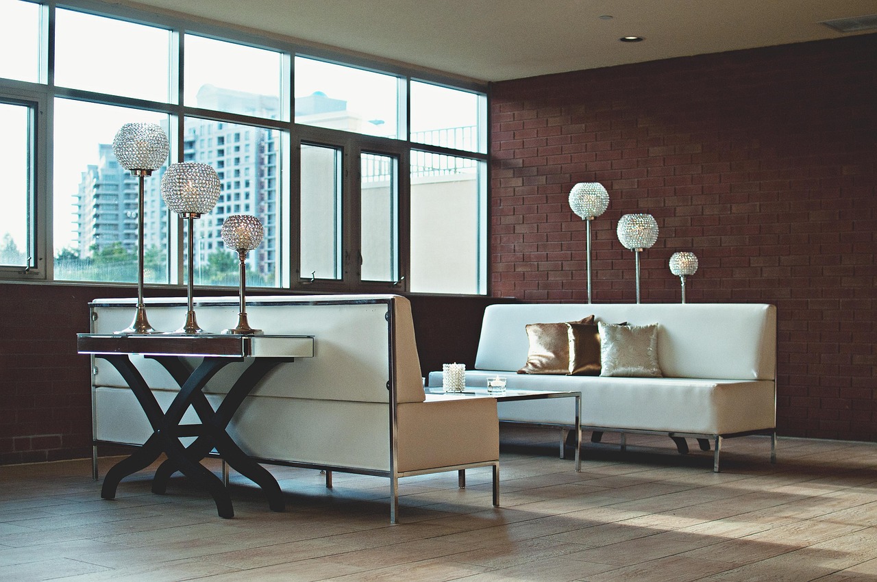 How Does Architecture Influence Interior Styles?